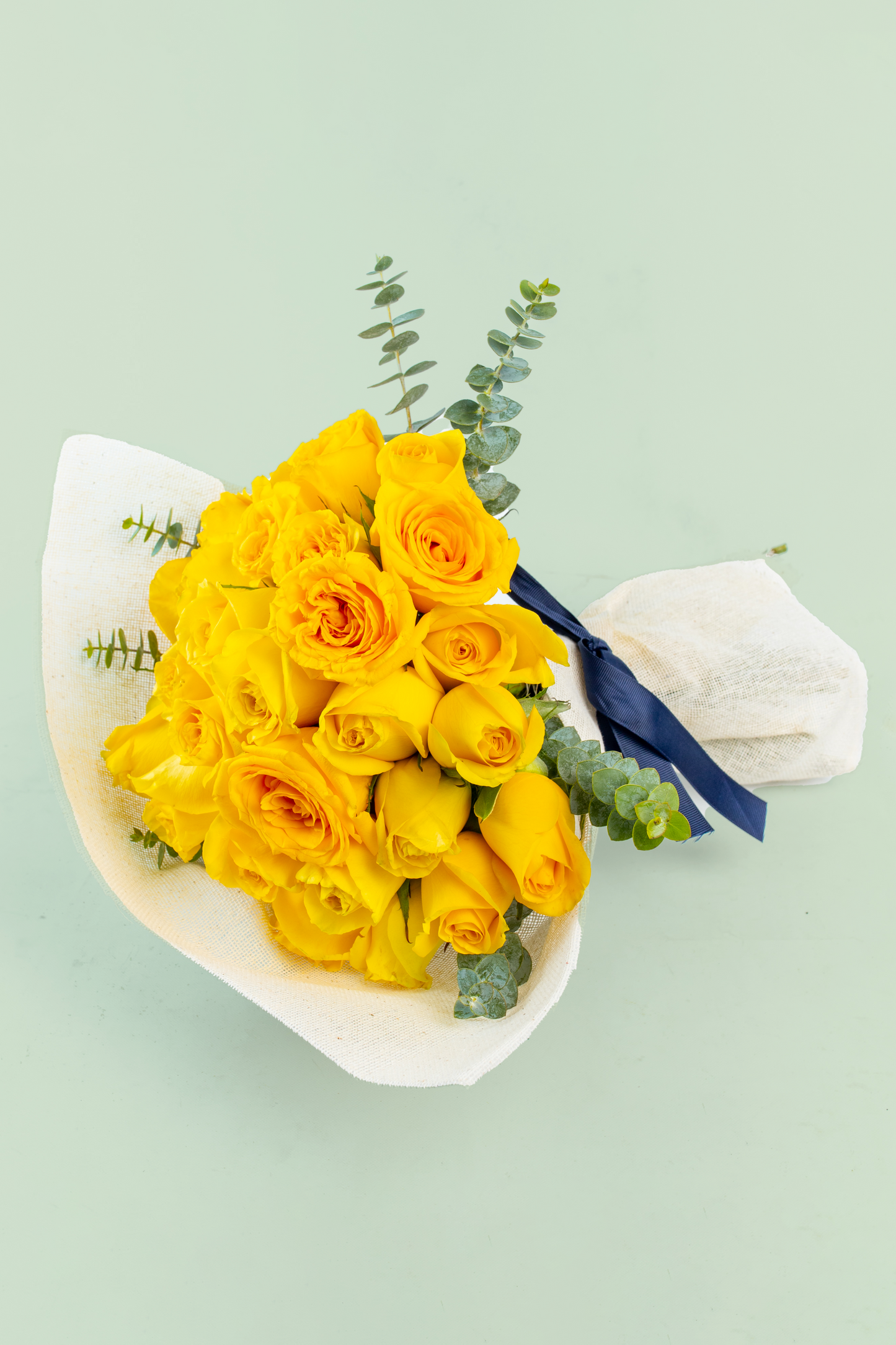 Ramo 30 Rosas Amarillas / Envoltura Yute TORREÓN