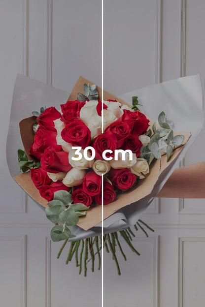 Ramo Buchón - 50 Rosas Roja y Blanca TGZ