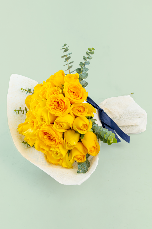 Ramo 30 Rosas Amarillas - Envoltura Yute CULIACAN