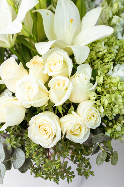 A Tu Memoria - Rosa Blanca y Lilium Blanco ACA