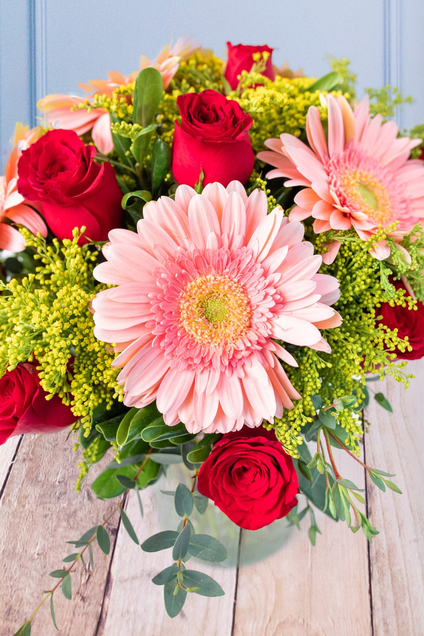 Baila Conmigo - Gerbera Rosa y Rosa Roja XAL