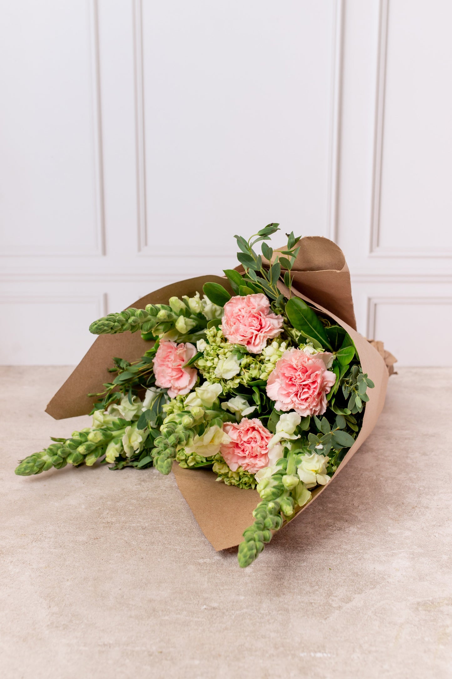 Ramo Nina Ricci - Clavel Rosa y Hortensia MERIDA