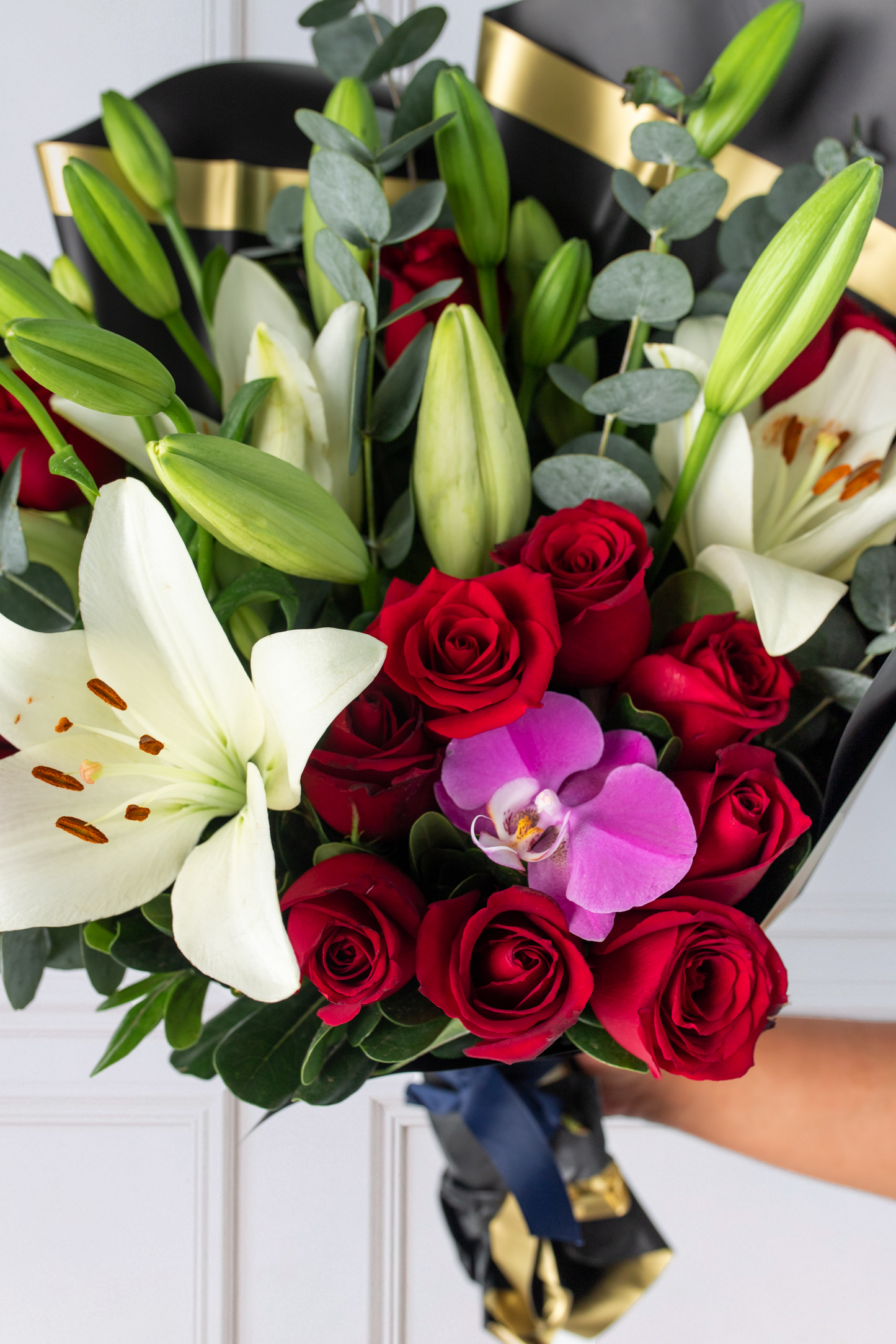 Kioto - Ramo de Rosas Rojas y Lilium Blanca DGO