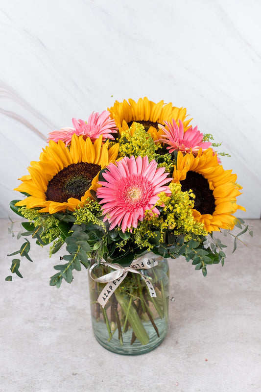 Por Siempre - Girasoles y Gerbera Rosa VILLA